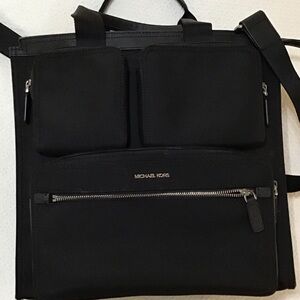 Michael Kors Black Men's Messenger Crossbody Bag with Front Pockets